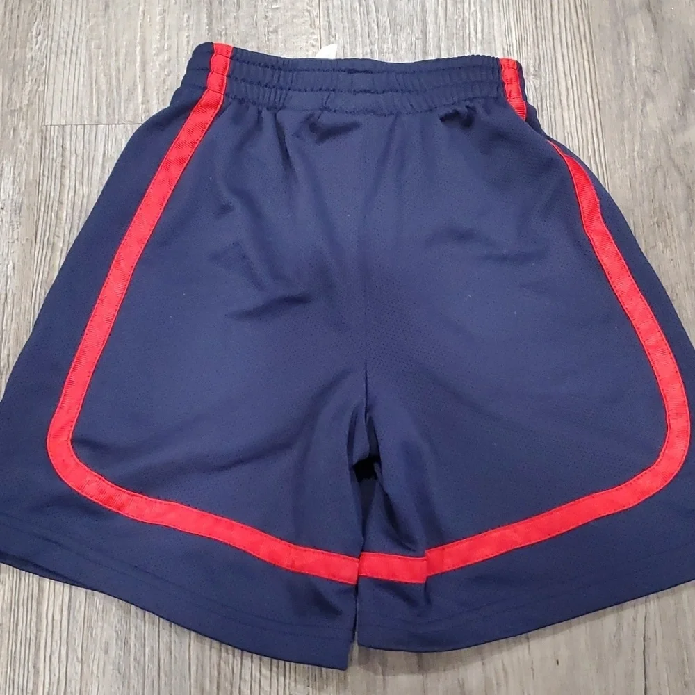 Nike/MLB Geniune Merchandise Indians BaseballTanktop with Matching Shorts Size 6